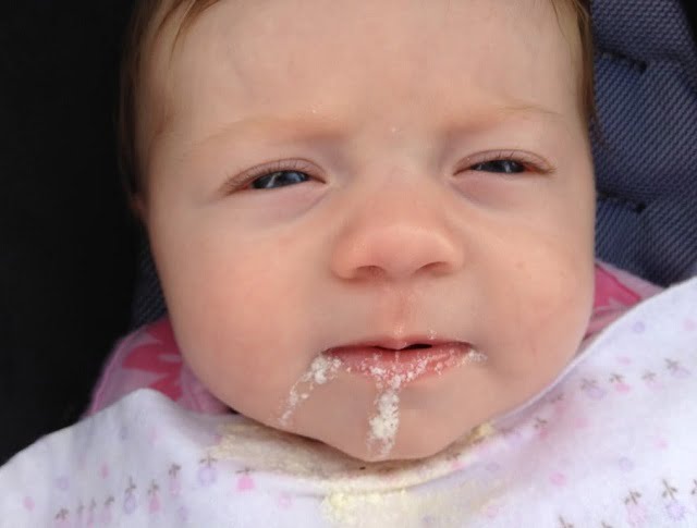 9 Punca Bayi Selalu Muntah Selepas Menyusu & Tips Mengatasinya - Nurrifa